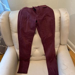 Maroon Jegging